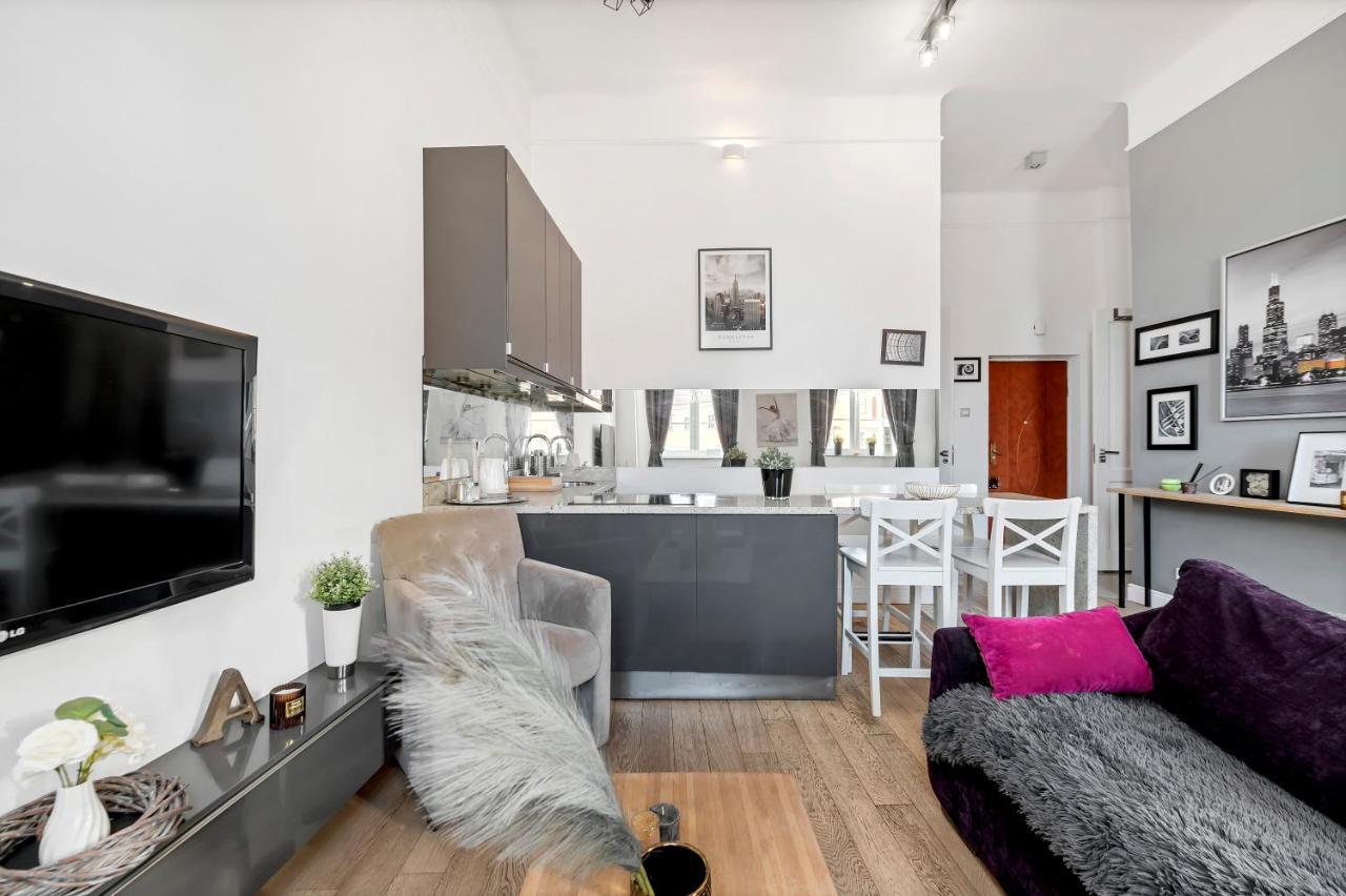 Amazing Apartment On Plac Zamkowy Warszawa Eksteriør billede